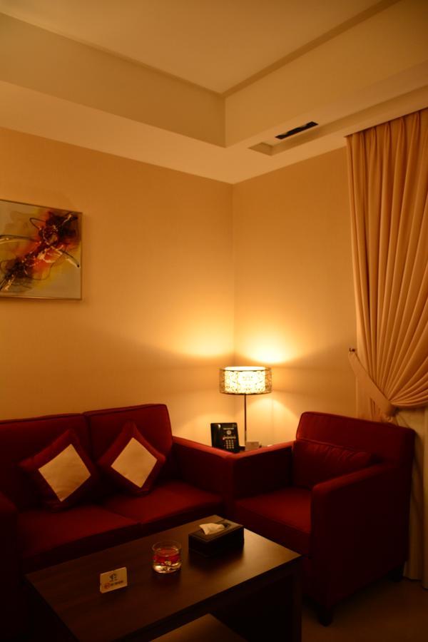 Home Inn Hotel Suites Al Khobar Exterior photo