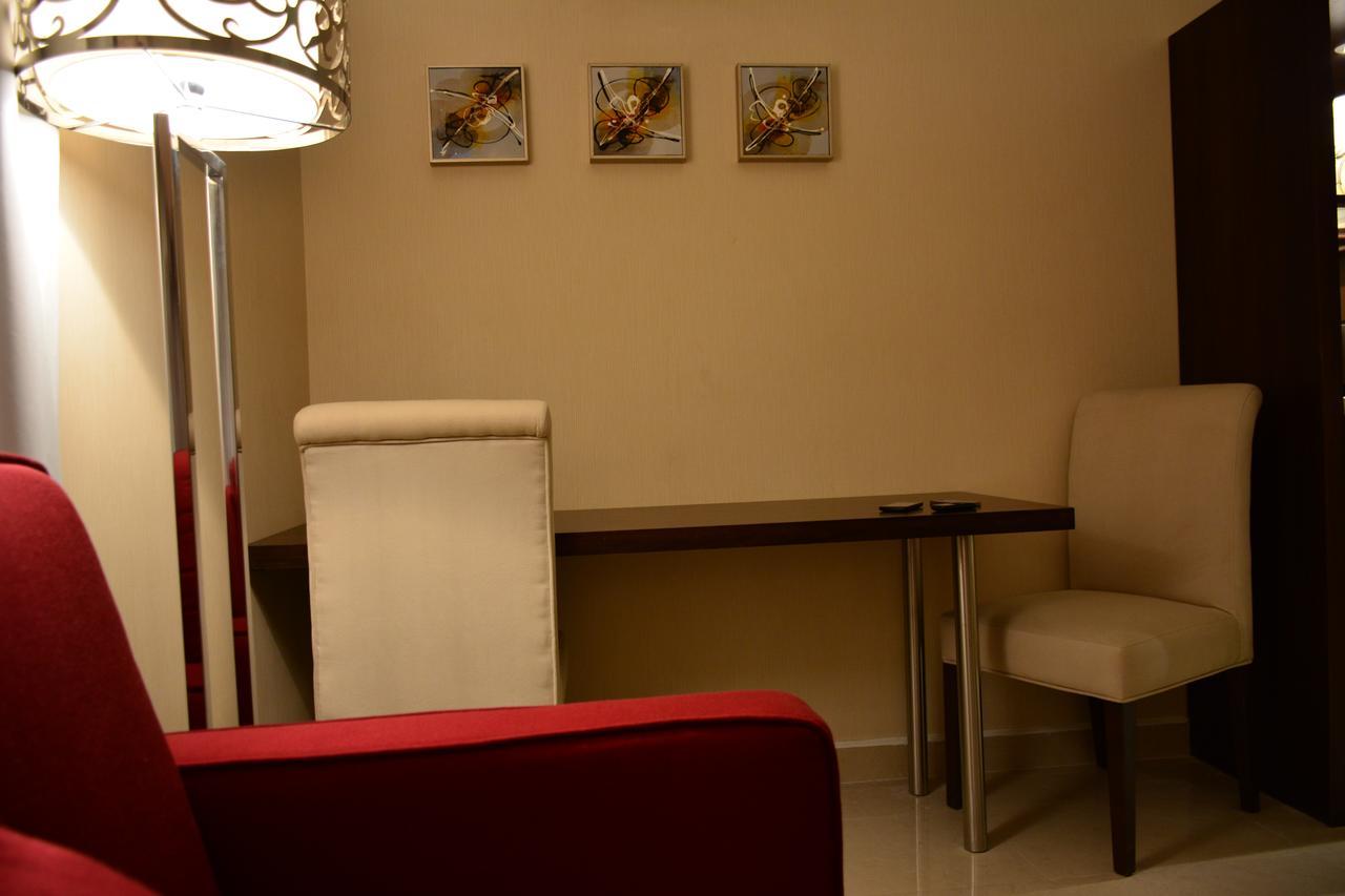 Home Inn Hotel Suites Al Khobar Exterior photo