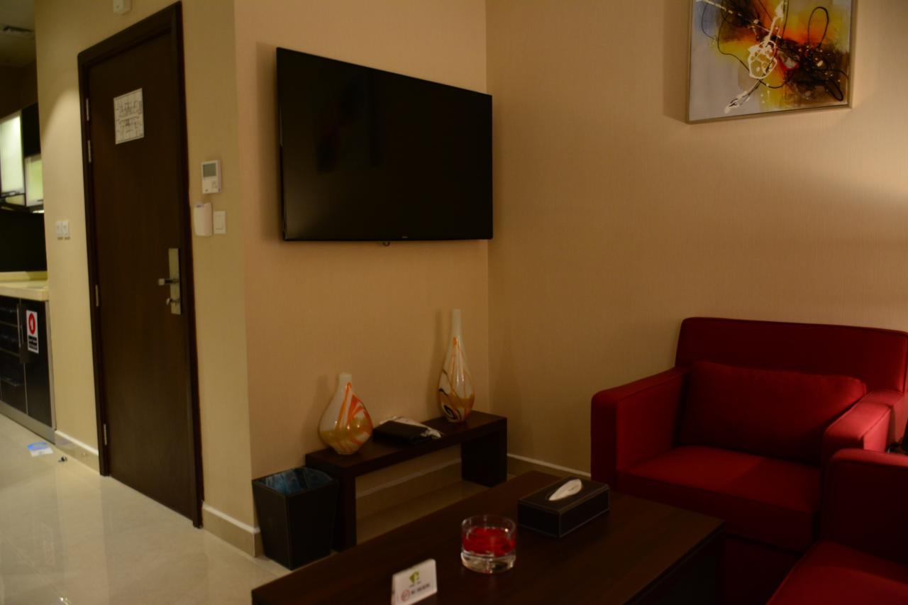 Home Inn Hotel Suites Al Khobar Exterior photo
