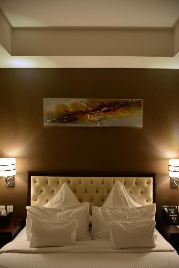 Home Inn Hotel Suites Al Khobar Exterior photo
